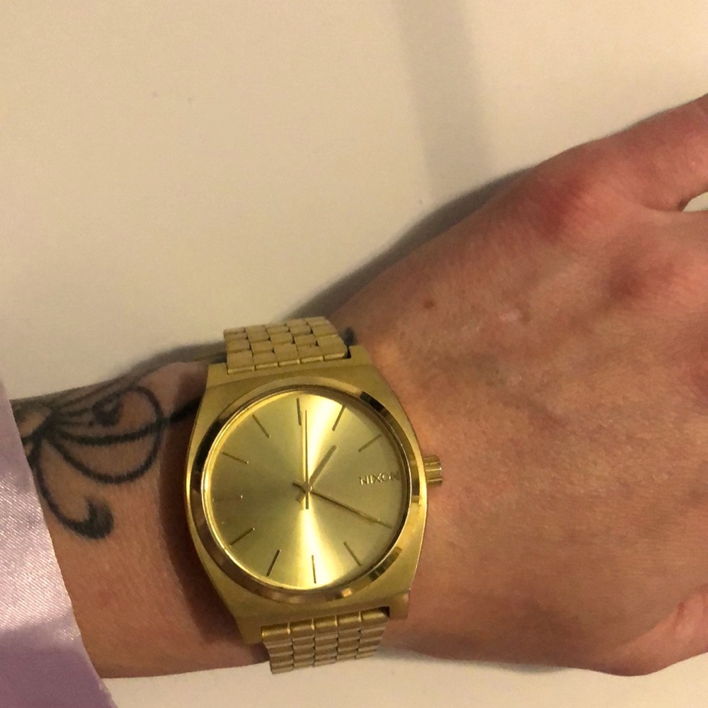 Nixon unisex watch